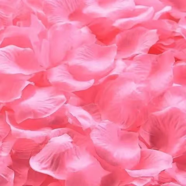 Colourful Artificial Romantic Rose Petals (Pink)